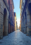 Gioco di esplorazione del mistero del delitto e tour a Bologna